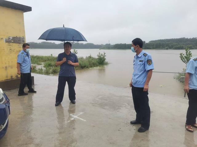 防汛常規(guī)物資|消防滅火裝備|消防救援裝備|水域救援救生|應(yīng)急照明設(shè)備|防汛與應(yīng)急包|水泵發(fā)電機(jī)類(lèi)|救生救援儀器