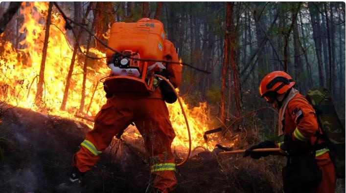 力量前置高?；痣U(xiǎn)區(qū)，打好防范化解重大安全風(fēng)險(xiǎn)主動(dòng)仗