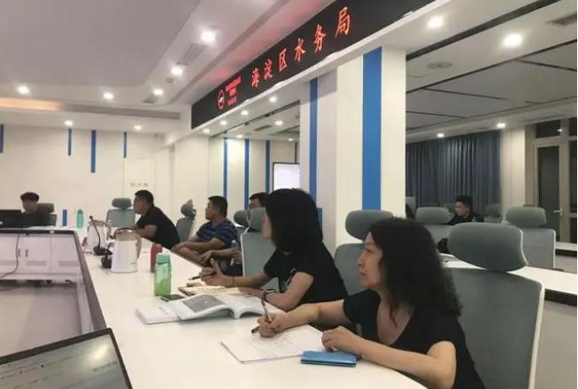 降雨持續(xù)!北京急調(diào)16名水利專(zhuān)家奔赴8區(qū)現(xiàn)場(chǎng)協(xié)助防汛